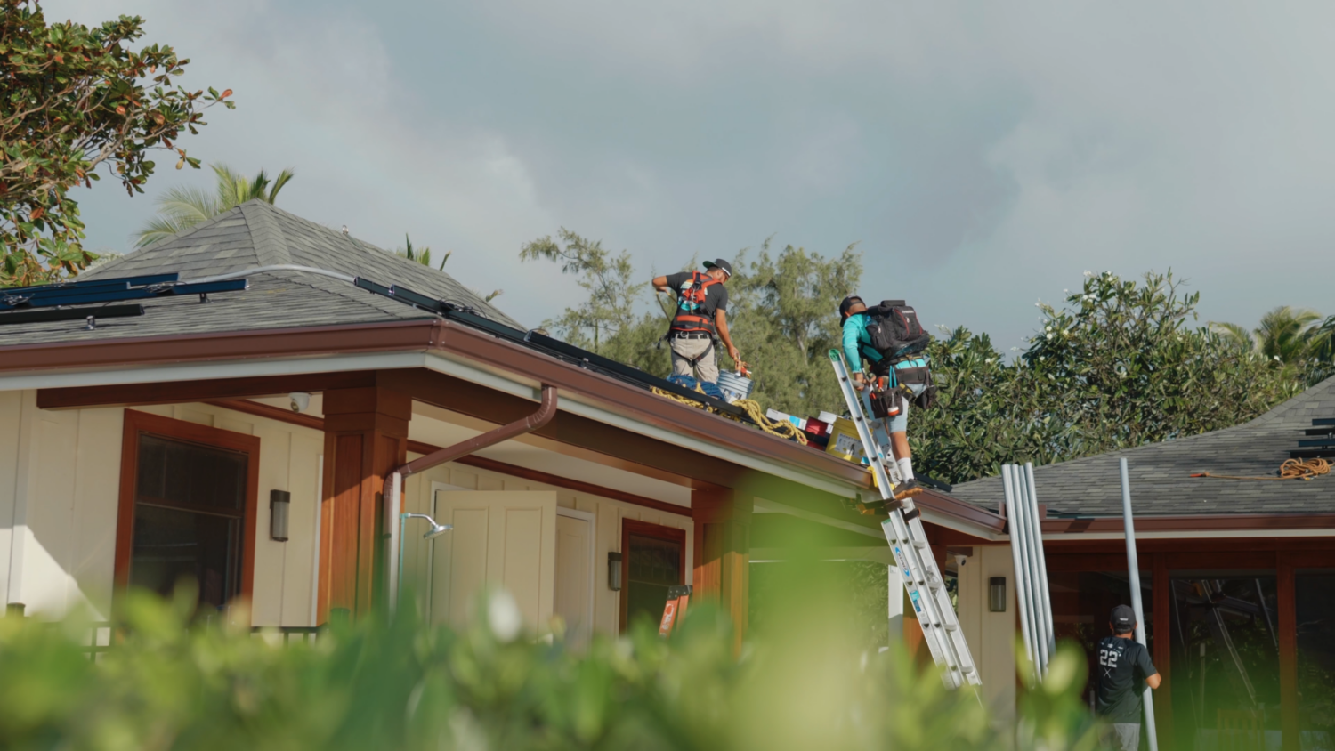 solar panels being installed on a roof in Hawaii